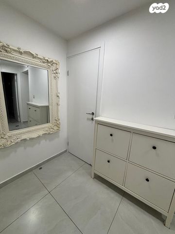 דירה, חטיבת גבעתי 8, גלי הים, נתניה