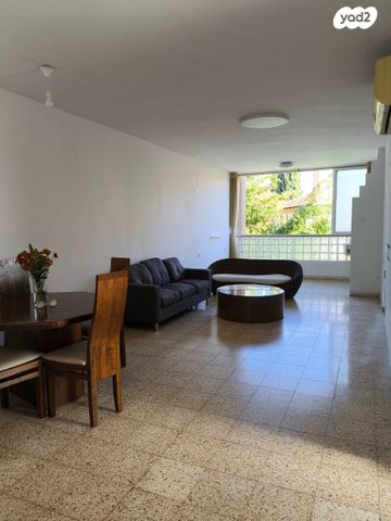 חיים וייצמן 8