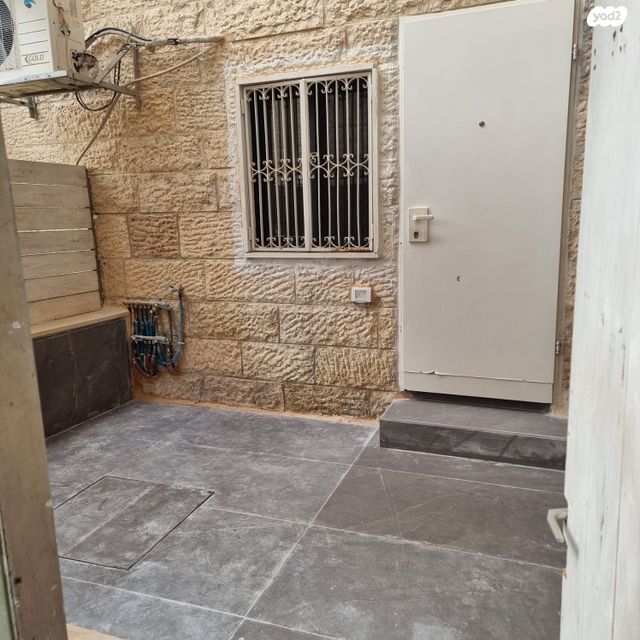 דירה, מאיר פיינשטיין 2, ארמון הנציב, תלפיות מזרח, ירושלים