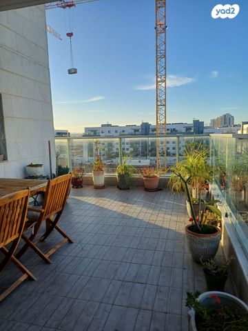 דירה, האישה העברייה 8, כרמי גת, קרית גת