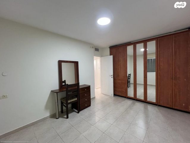 דירה, לוי אשכול 20, גבעת אוסישקין, נהריה