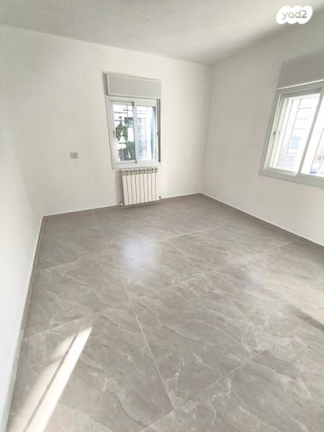 דירה, בן יפונה 8, בקעה, ירושלים