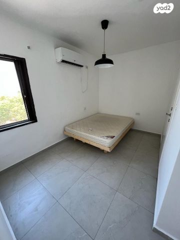 דירה, בכור שטרית 13, שכונה י"א, באר שבע