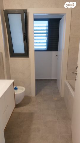 דירה, הרב מרדכי אליהו 17, כרמי הנדיב, אחוזת רוטנר, קרית מלאכי