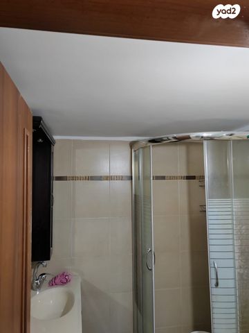 דירה, רבי יהודה הנשיא 8, עליות, רמת גן