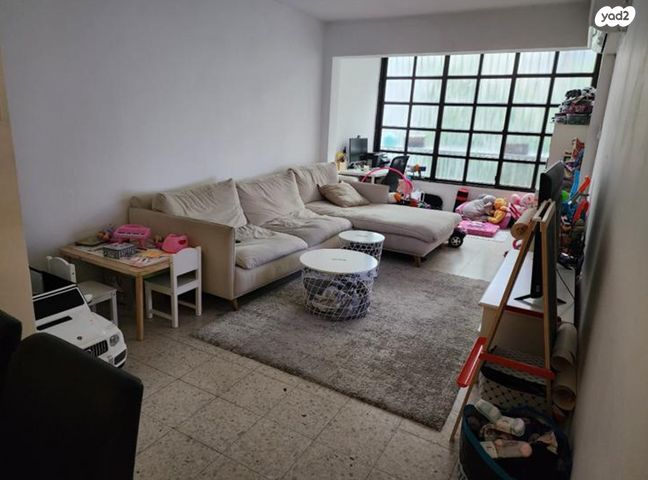 מעלה הצופים 33