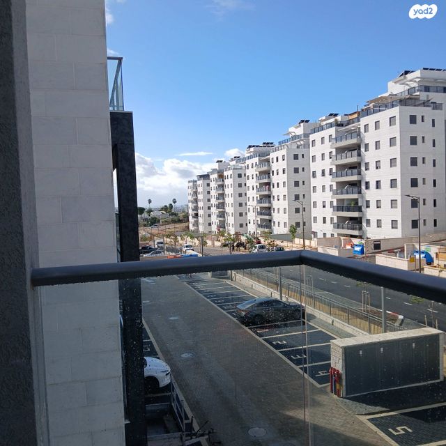 דירה, דרך ארץ 100, שאר העיר, חריש