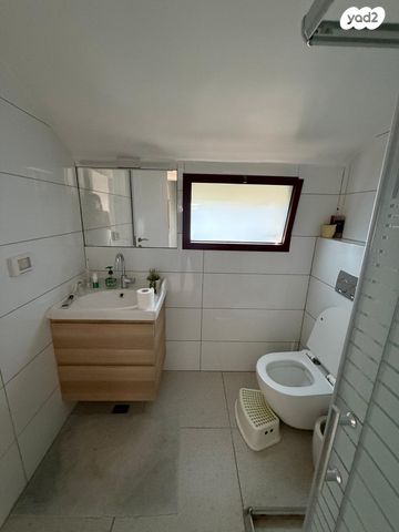 בית פרטי/ קוטג', הדקלים 145, מרכז פרדס חנה, פרדס חנה כרכור