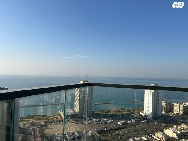 דירה, אמנון ליפקין שחק 3, נוף הטיילת, נתניה