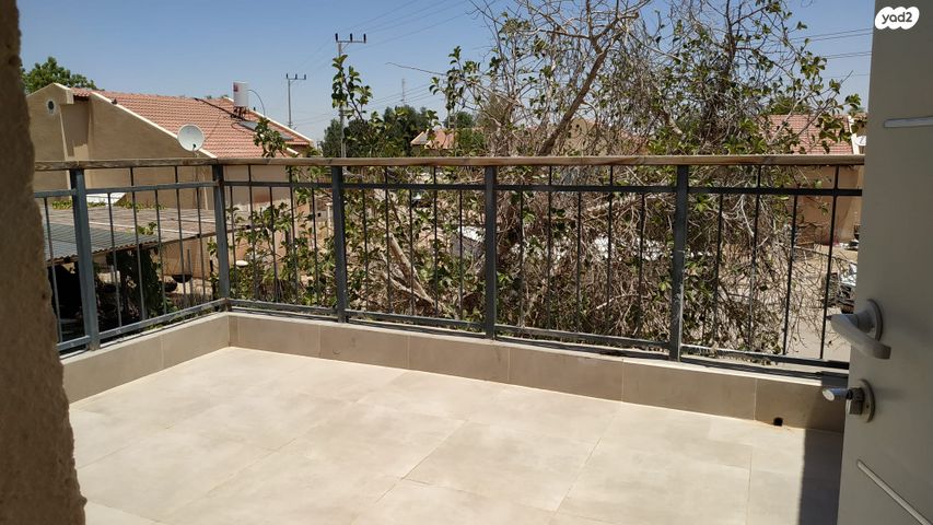 דירה, נקרות 12, ספיר, ספיר