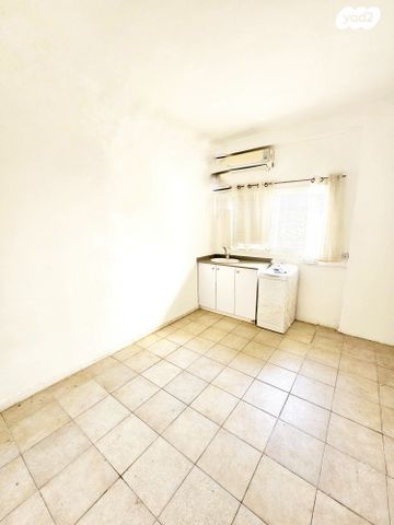 המלך ג'ורג' 45