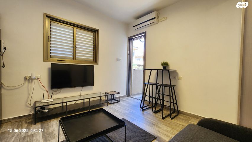 יחידת דיור, הירקון 7, גני מנחם, באר יעקב