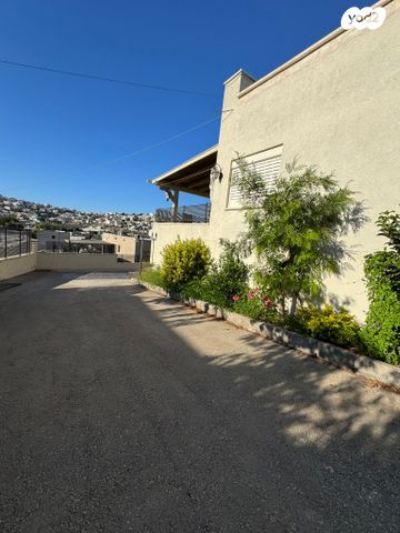 דירה, שדרות אבא חושי 1, עספיא, עספיא