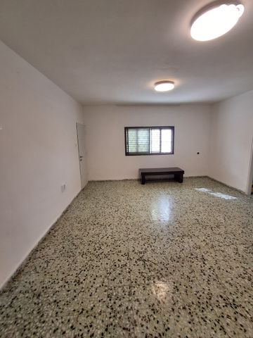 דירה, יצחק שדה 21, קרית ים ג', קרית ים