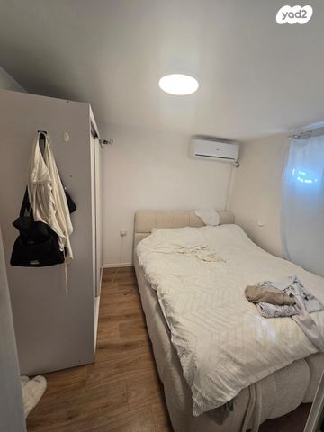 יחידת דיור, דולב 36, נווה אילן - צבאי, יבנה