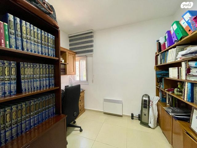 דירה, קרן היסוד 5, טלביה, קוממיות, ירושלים