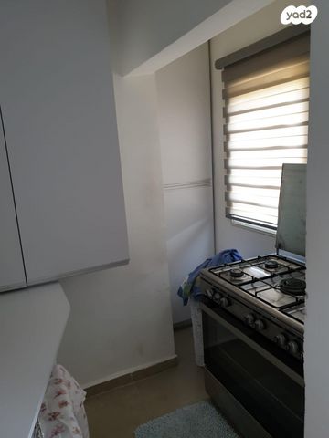 דירה, דוכיפת 8, נאות בן גוריון, יבנה