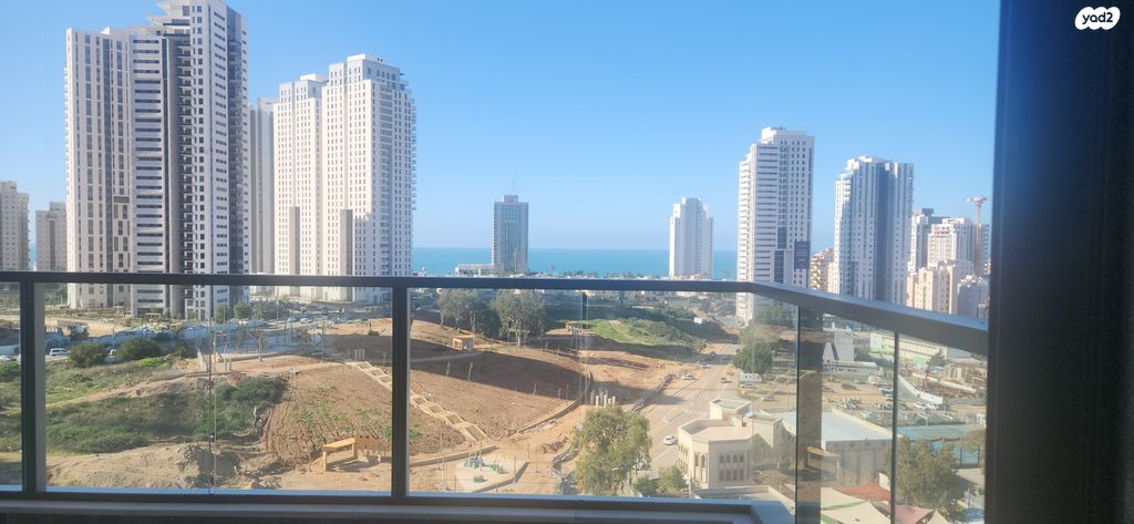 דירה, שדרות בנימין 90, רמת חן ובן ציון, נתניה