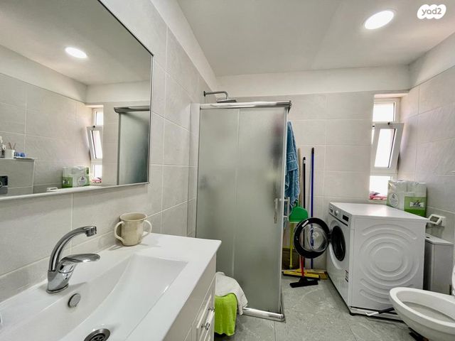 דירה, קרן היסוד 5, טלביה, קוממיות, ירושלים