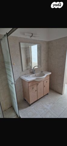 דירה, שרת 8, צפון מזרח מרכז העיר, נתניה