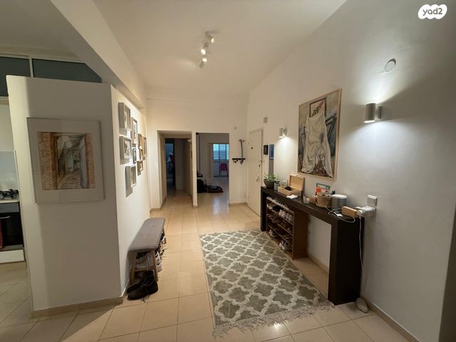 דירה, לוריא 7, הצפון הישן - דרום, תל אביב יפו