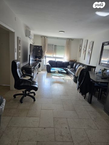 דירה, הגדוד החמישי 4, פסגת זאב, ירושלים