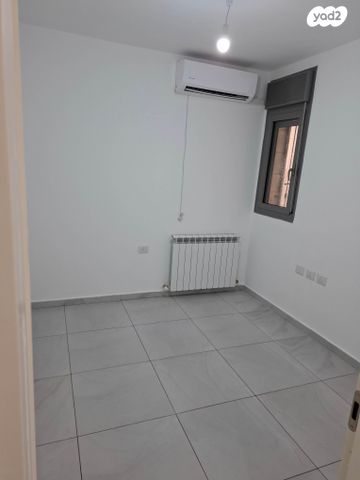 דירה, הרב רפאל ברוך טולדנו 5, רמת שלמה, ירושלים