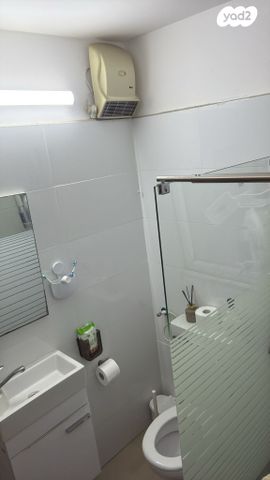 דירה, ירמוך 3, גני אביב, לוד