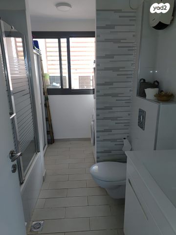 דירה, יצחק גרציאני 9, נווה זמר, רעננה