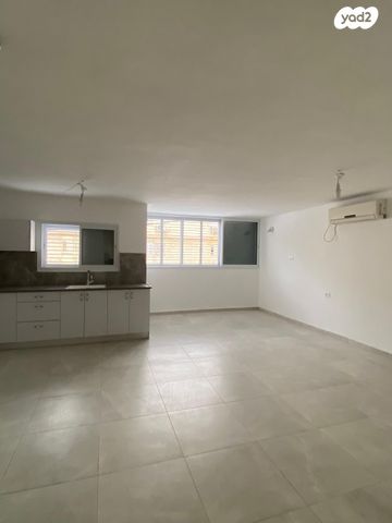 שדרות חיים וייצמן 20