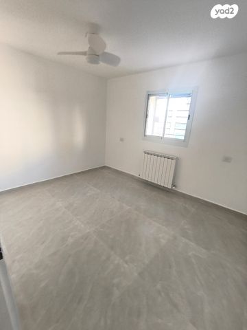 דירה, בן יפונה 8, בקעה, ירושלים