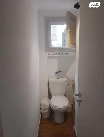 דירה, לביא 8, מעונות פועלים, גבעתיים