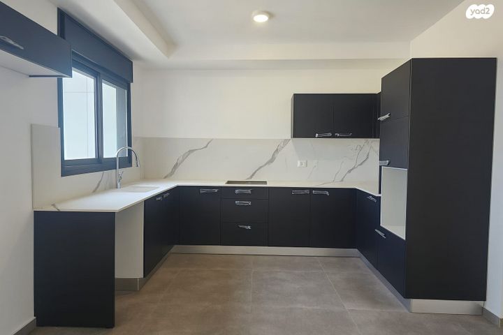 דירה, אוסישקין 39, מרכז העיר דרום, נתניה