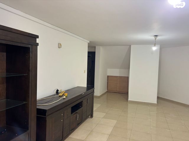 מרתף/ פרטר, אנדה עמיר 6, נאות הרצל, נתניה