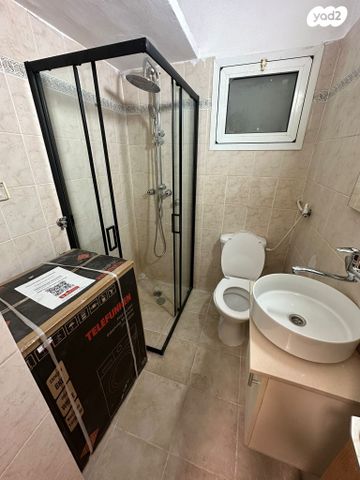 דירה, יצחק שדה 26, גבעת הרקפות, גבעת תל חי, קרית אתא