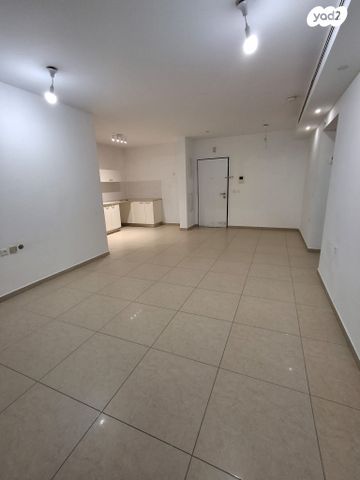 דירה, הנרייטה סאלד 4, כרמי גת, קרית גת