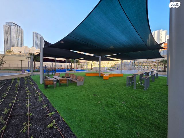 דר' ישראל בורגנסקי 2