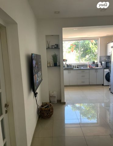 יחידת דיור, פרופסור משה שור 3, מפדה אזרחי, חולון