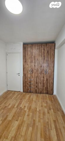 דירה, דרך העצמאות 17, גבעת חן, בנימינה גבעת עדה