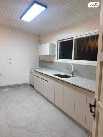 בית פרטי/ קוטג', דרך הרימונים 50, רינתיה, רינתיה