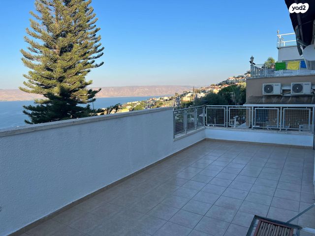 דירת גן, דובדבן 56, מורדות טבריה, טבריה