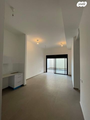 דירת גן, צה"ל 30, רמת ורבר, פתח תקווה