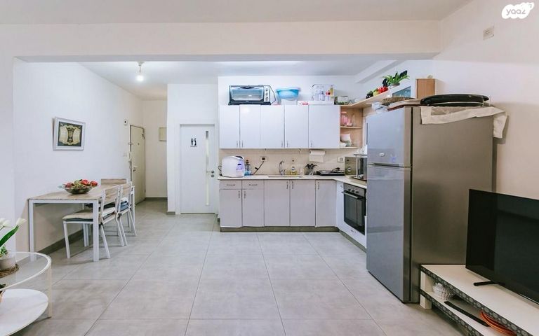 שדרות ירושלים 26