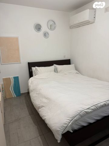 נווה דקלים 1