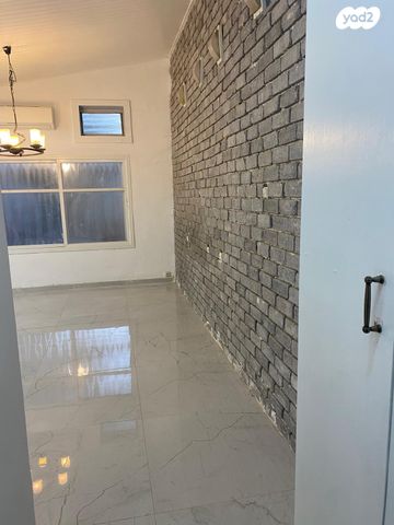 בית פרטי/ קוטג', דרך הרימונים 50, רינתיה, רינתיה