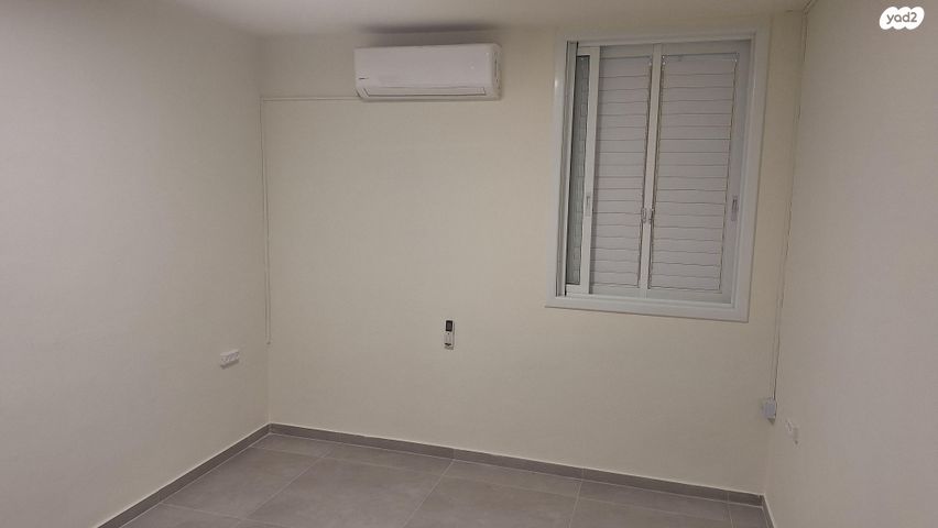 דירה, ד"ר אברהם אליהו הרכבי 5, תל חיים, תל אביב יפו