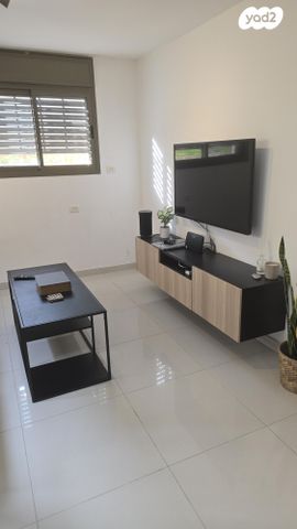 יחידת דיור, עין עבדת 4, שאר העיר, להבים