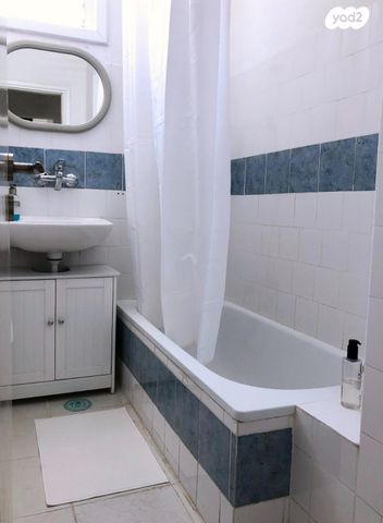 דירה, אח"י דקר 8, נווה שרת, תל אביב יפו