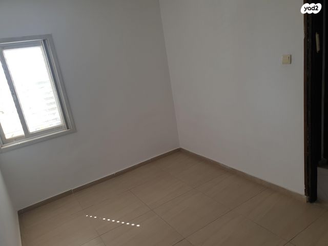 דירה, דרך בן גוריון 32, אבן גבירול, רחובות