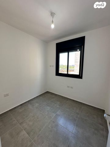 דירה, לאה גולדברג 16, צפון נס ציונה, נס ציונה